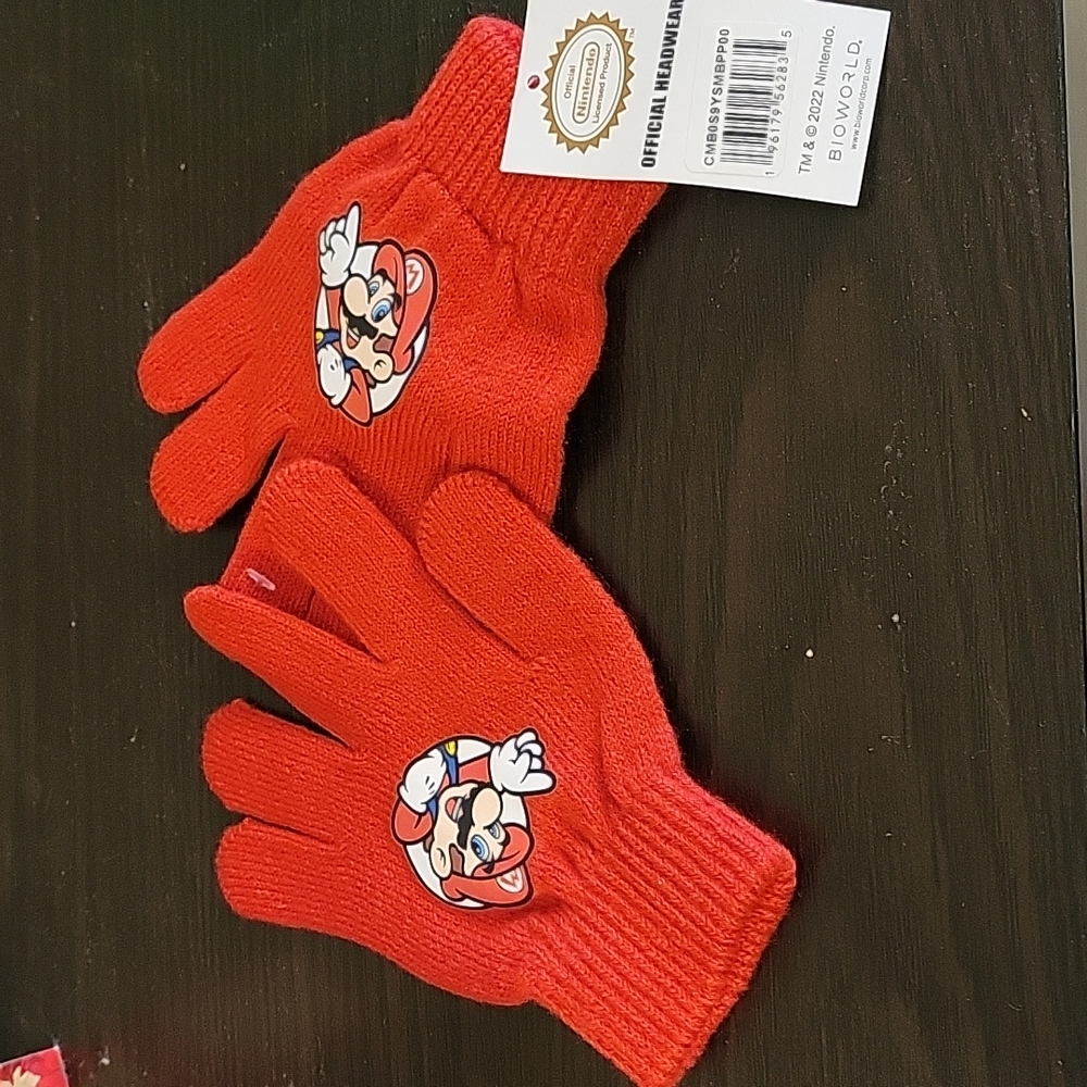 Super Mario gloves
